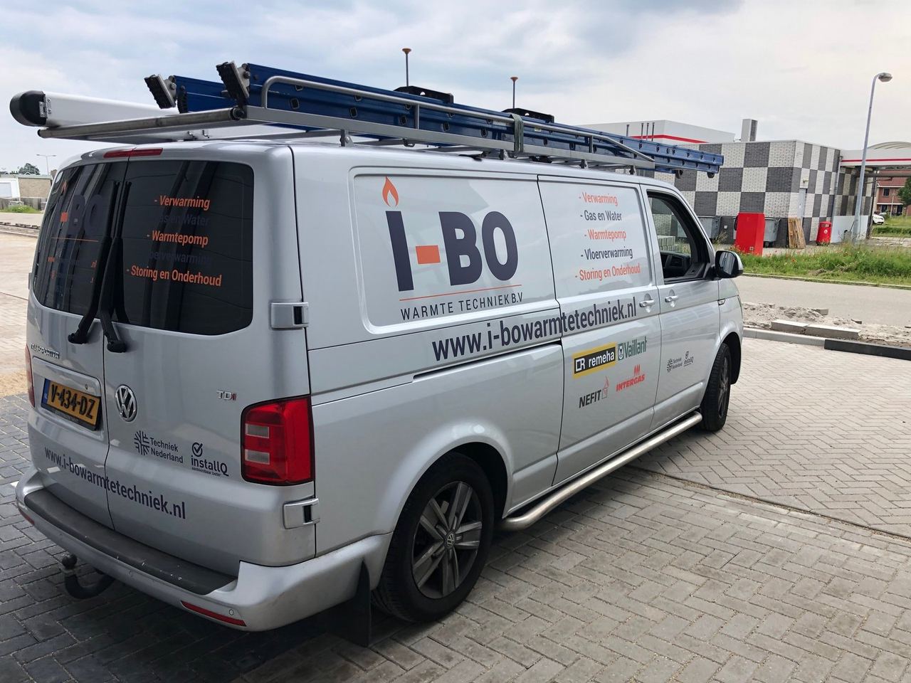 I-BO Warmte Techniek — Autoreclame — Alfa Reclame Rotterdam