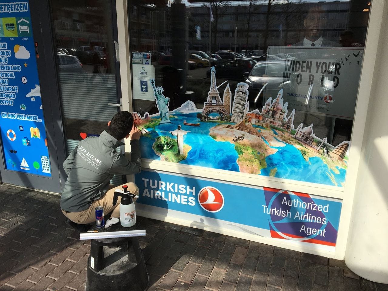 Istanbul Reisbureau — Raambelettering — Alfa Reclame Rotterdam